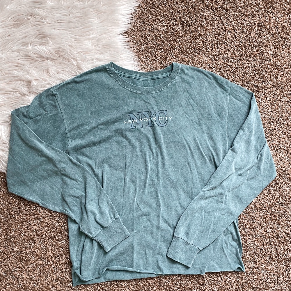 oversized graphic tee